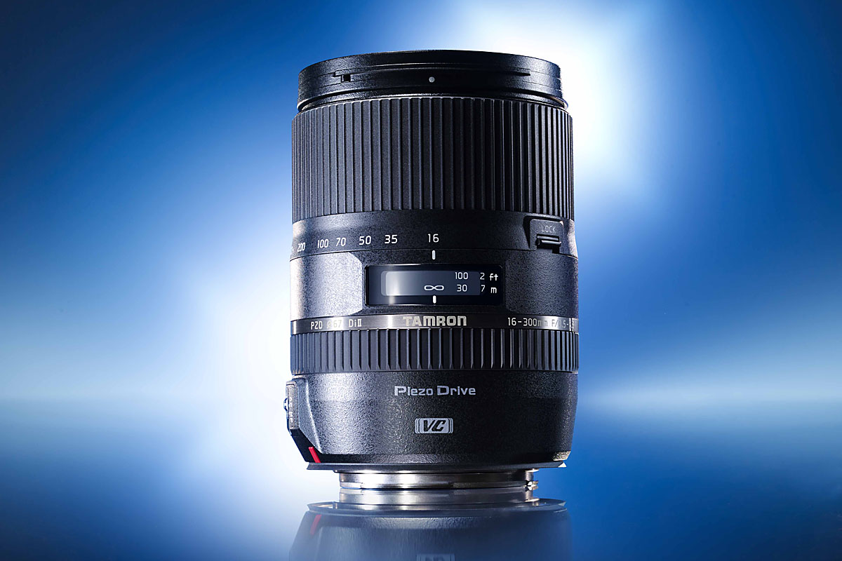 Tamron_16-300_B016_mainvisual20140117