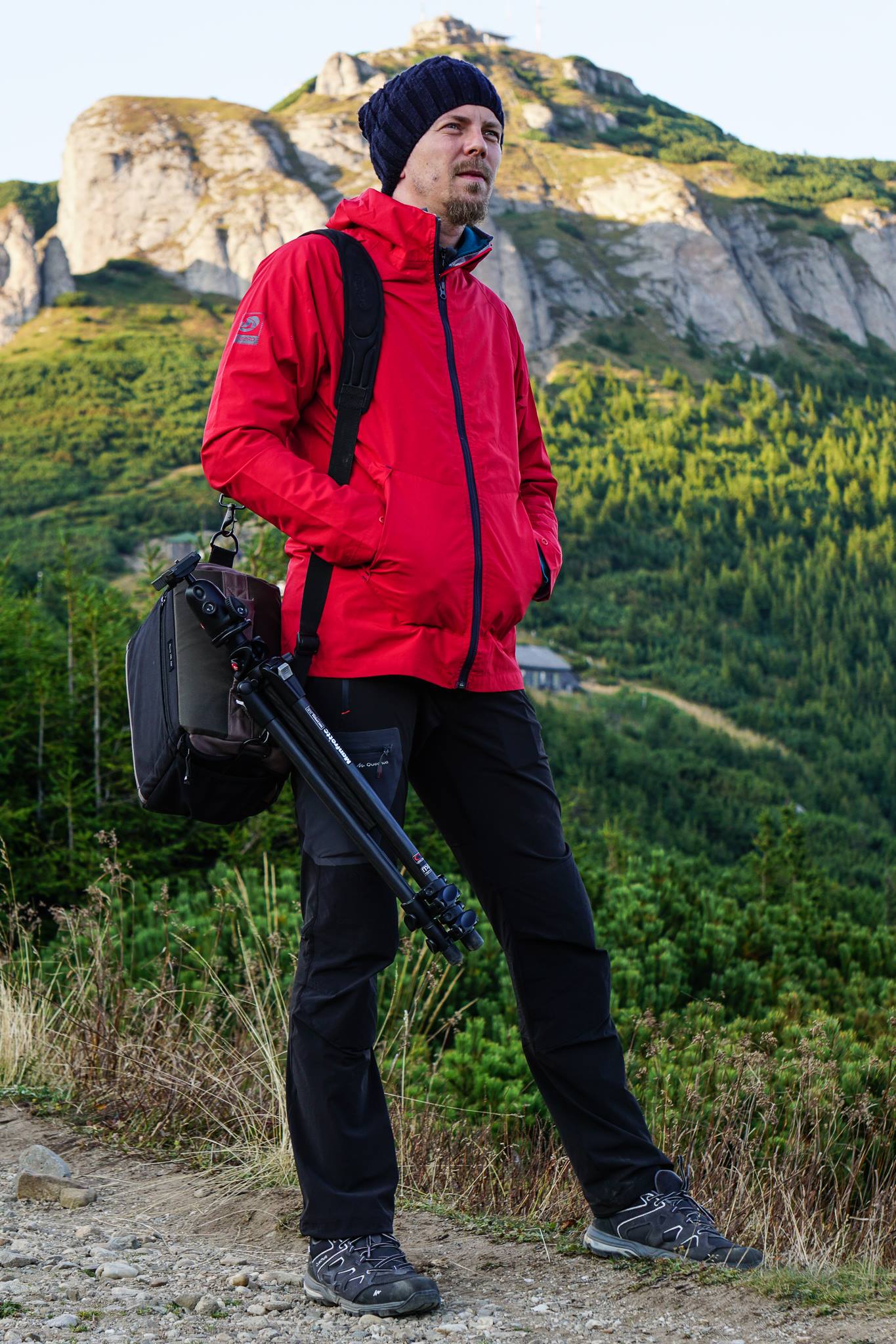 Alin Popescu travel Light
